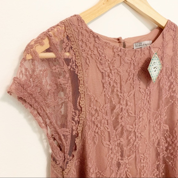 NWT Wishlist Apparel Shear Sleeve Lace Flowy Top S - Picture 2 of 8